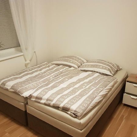 Newly Built Apartment 5 With Balcony Near Center Brno Esterno foto